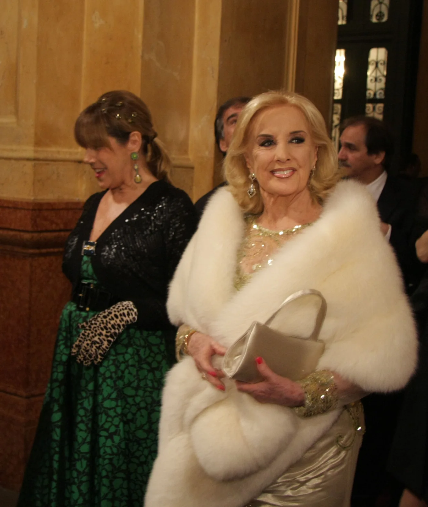 Mirtha Legrand en la reapertura del Teatro Colón en 2010
